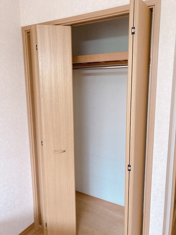 ラリーグラス鷹の台 収納