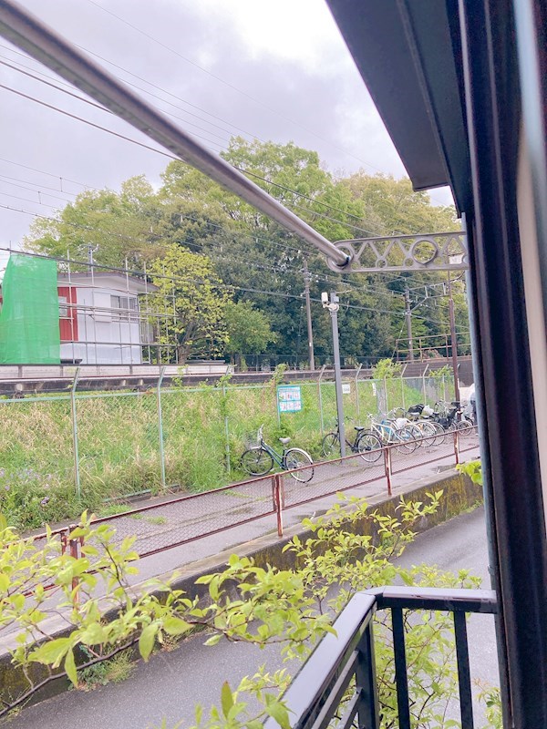 ラリーグラス鷹の台 ベランダ