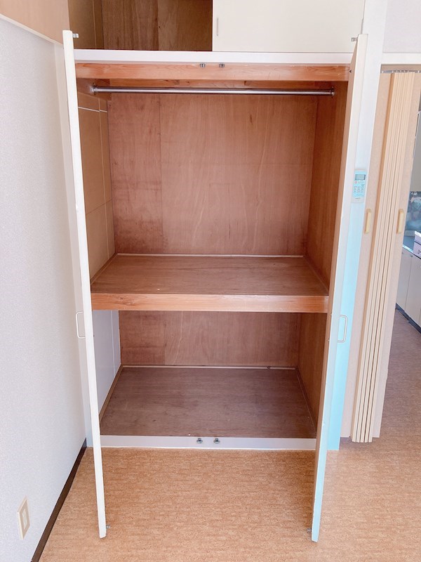 中川ビル 収納