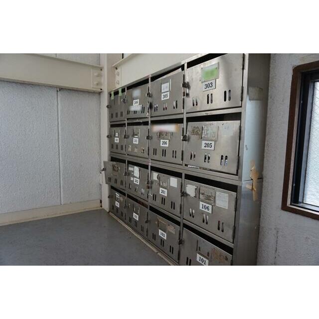 アーバンハイム お部屋に直接投函されない集合ポストあります！