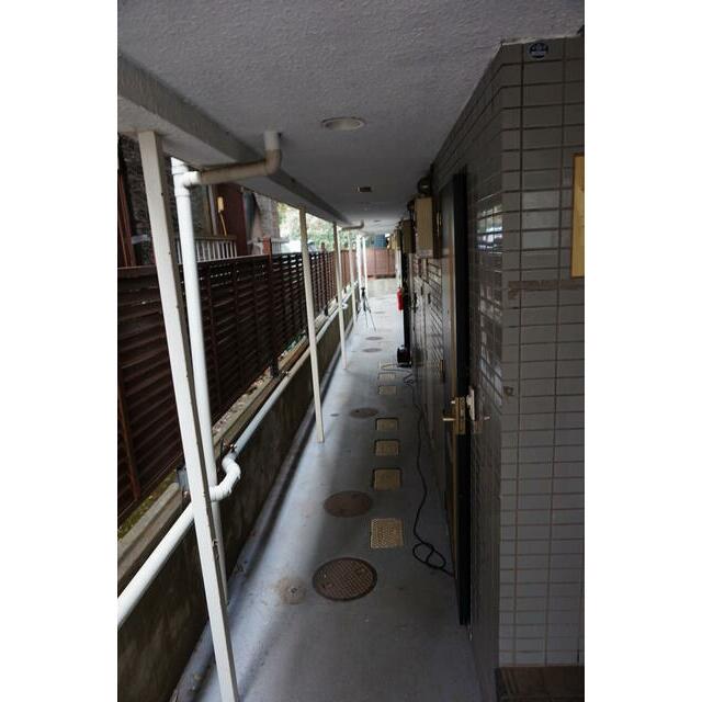 アーバンハイム 共用の廊下です☆